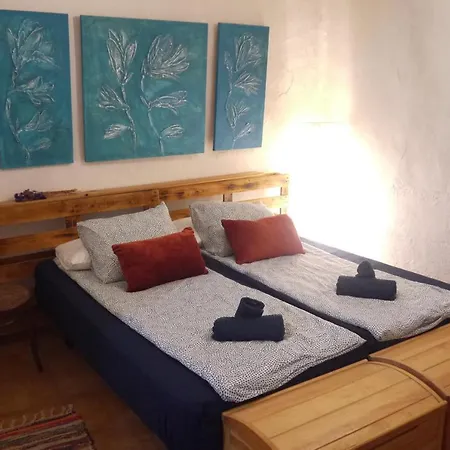 Holiday home Eco Holidays Cave House Justine