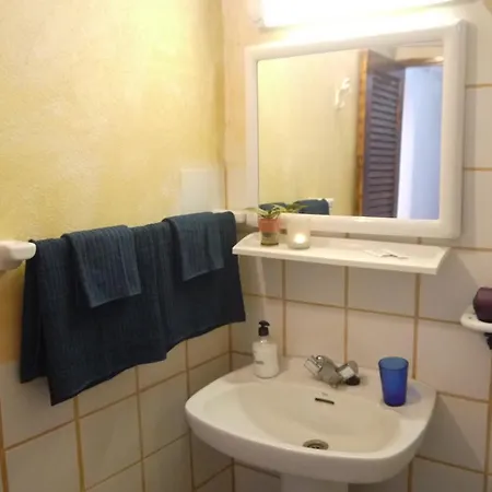 Holiday home Eco Holidays Cave House Justine