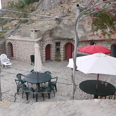Holiday home Eco Holidays Cave House Justine *