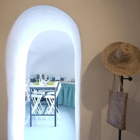 Eco Holidays Cave House Justine Granadilla De Abona